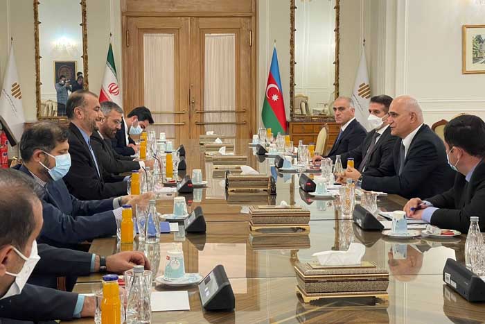 Azərbaycan Respublikası Baş nazirinin müavini İranın xarici işlər naziri ilə görüşüb