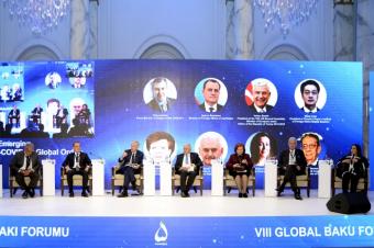 Qlobal Bakı Forumunun birinci panel iclası “COVID-19-dan sonra yeni dünya nizamı