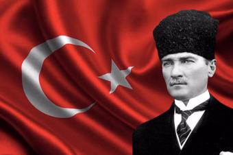  Türkiyə:  Mustafa Kamal Atatürk ehtiramla yad edilib