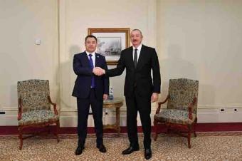 Azərbaycan Prezidenti İlham Əliyev İstanbulda Qırğızıstan Prezidenti Sadır Japarovla görüşüb